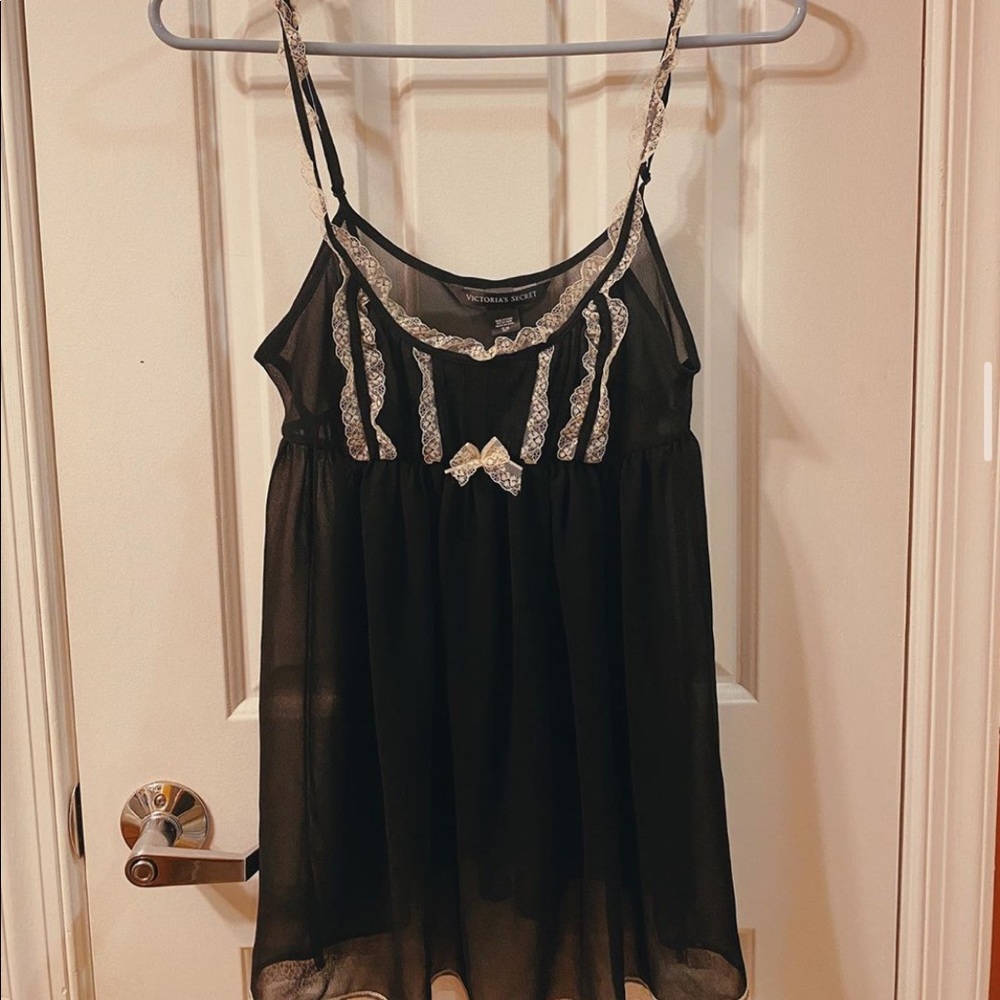 Victoria Secret Lace and Silky Tank Top💘
